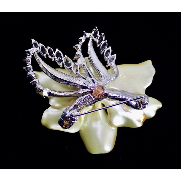 Nolan Miller Signed Ivory Orchid Floral Clear Crystal Rhinestones Brooch Vintage - Picture 7 of 16